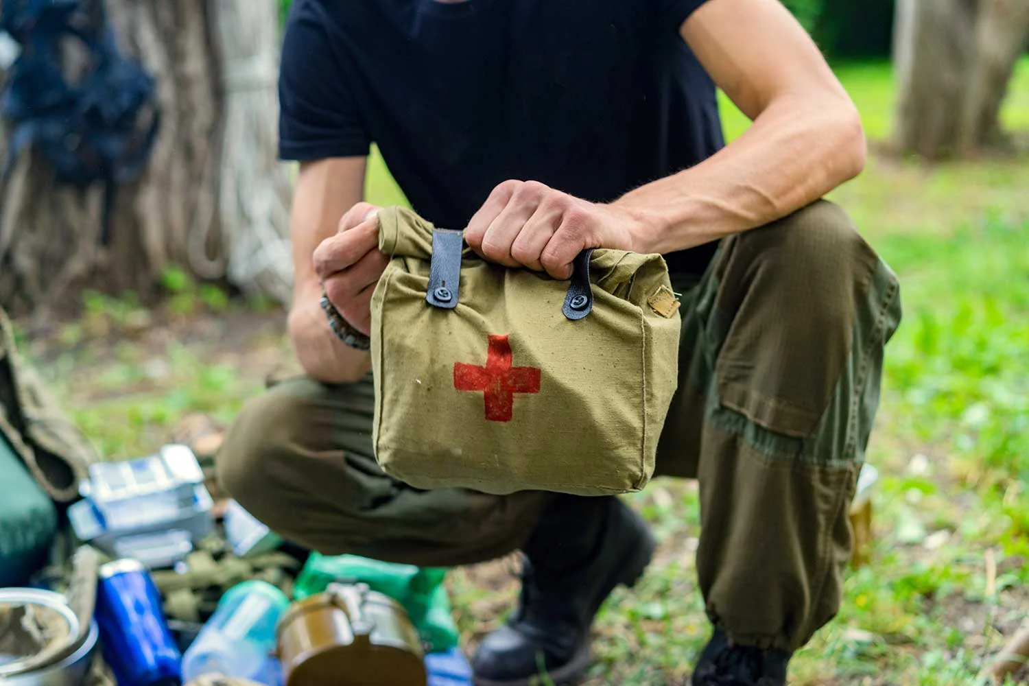 First Aid Preparedness: Medical Kits for Overlanding